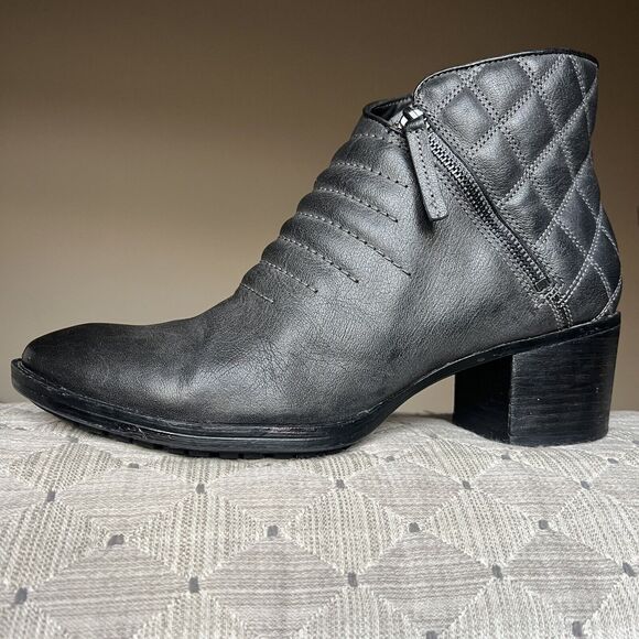Clarks Narrative Movie Retro Black Leather Boot Women 10 M Side Zip Block Heel - Picture 1 of 16